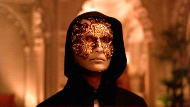 13 máscaras mais marcantes ou assustadoras da história do cinema -  AdoroCinema