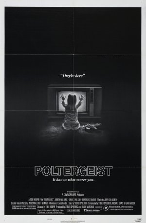 trailer do filme poltergeist dublado